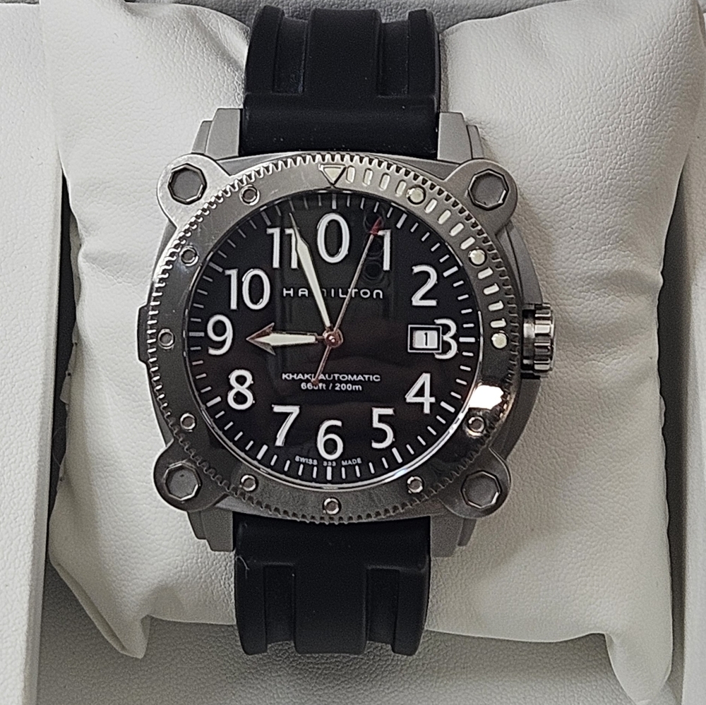 Authentic Hamilton Khaki BelowZero Automatic 42mm Mens Date Watch